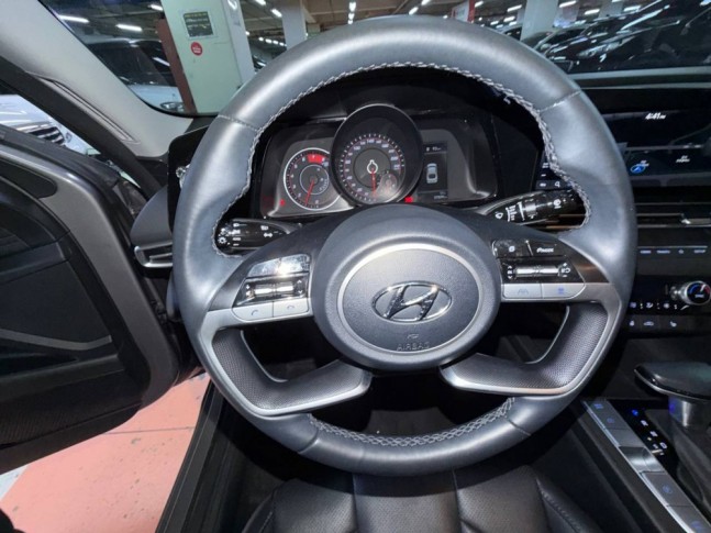 Hyundai Avante 1.6 G CVT Modern 2021