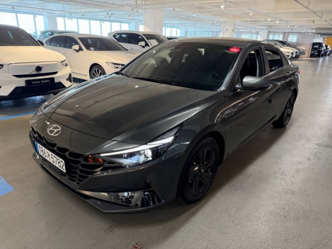 Hyundai Avante 1.6 G CVT Inspiration 2023