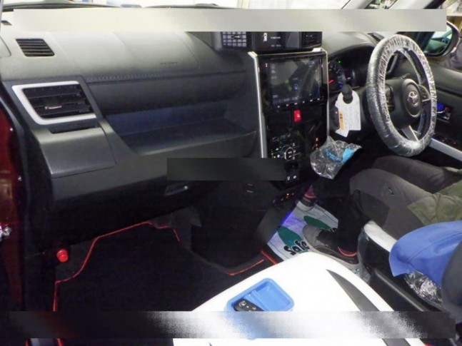 Toyota Roomy 1.0 Custom G 4WD 2022