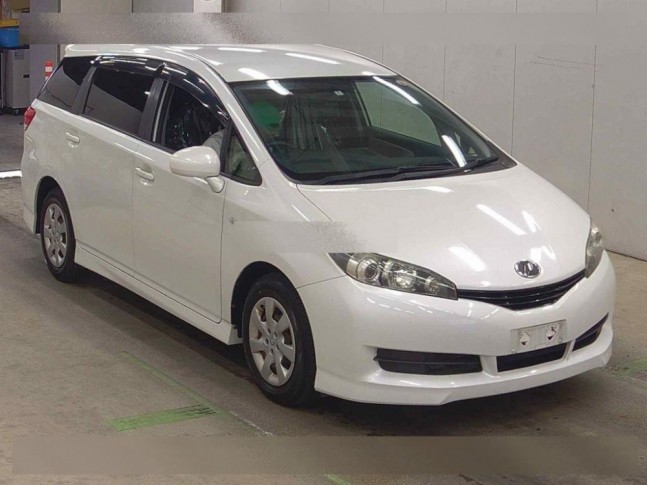Toyota Wish 1.8 X HID selection 2012
