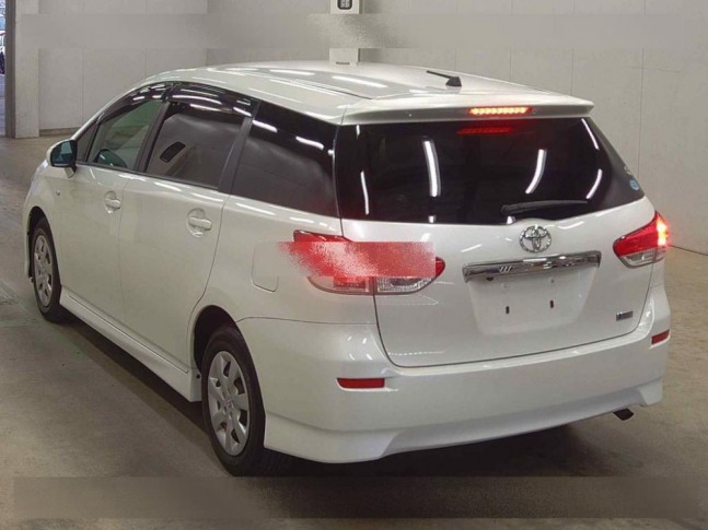 Toyota Wish 1.8 X HID selection 2012