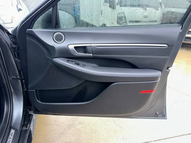 Hyundai Sonata 2.0 MPI AT Premium Plus 2022
