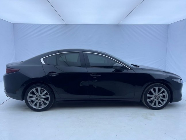 Mazda Mazda3 Axela 2.0 AT Premium 2022