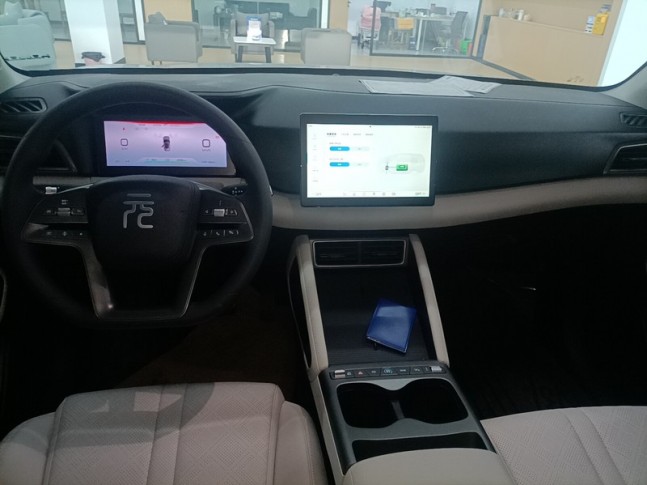 BYD Yuan Up 32 kWh Intelligent Driving Pilot 2025