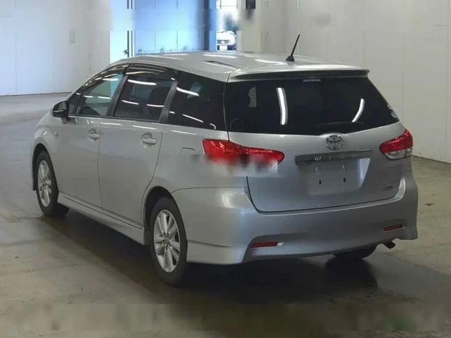 Toyota Wish 1.8 S 2010