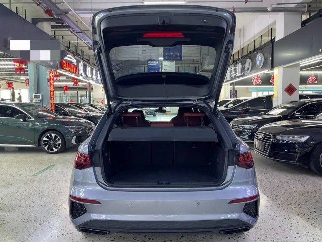 Audi A3 1.4 35 TFSI S Tronic Ultimate Color Edition 2023