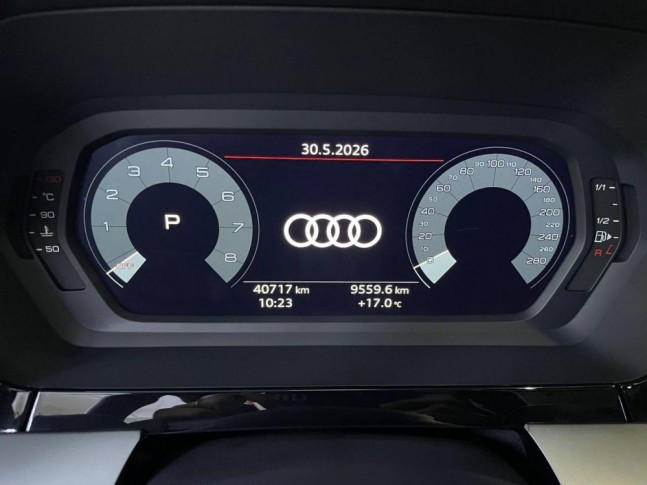 Audi A3 1.4 35 TFSI S Tronic Ultimate Color Edition 2023