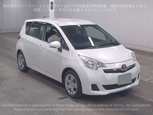 Toyota Ractis 1.3 X 2011