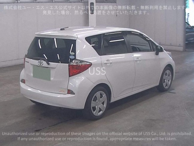 Toyota Ractis 1.3 X 2011