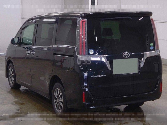Toyota Esquire 2.0 Xi 4WD 8-seater 2019