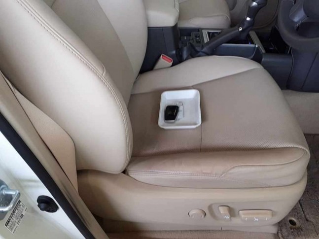 Toyota Land Cruiser Prado 2.7 TX L Package 4WD  5 seaters 2019
