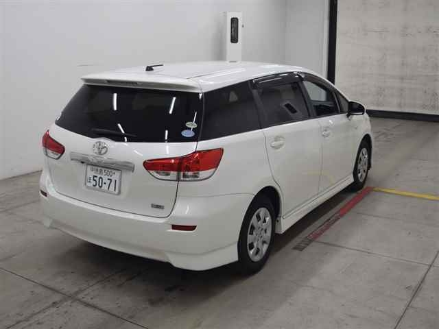Toyota Wish 1.8 X HID selection 2012