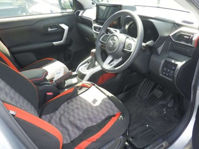 Toyota Raize 1.0 G 4WD 2020