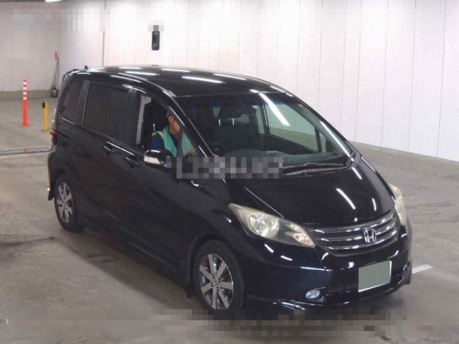 Honda Freed 1.5 G Aero 8 Seater 2011