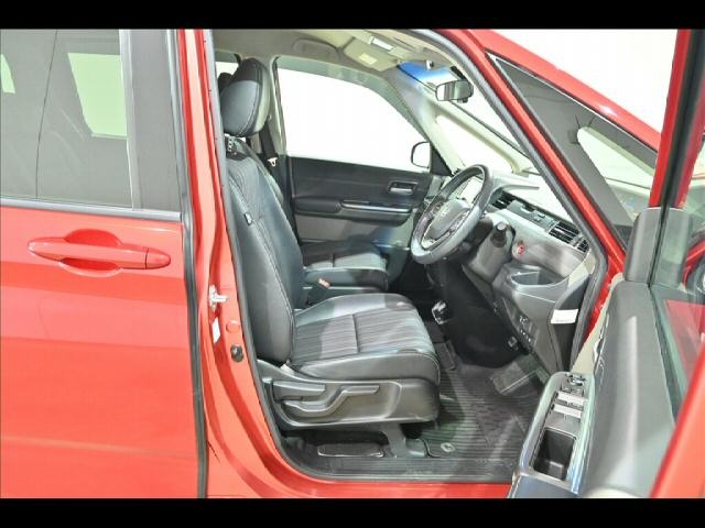 Honda Freed 1.5 G Honda Sensing 7 Seater 2018