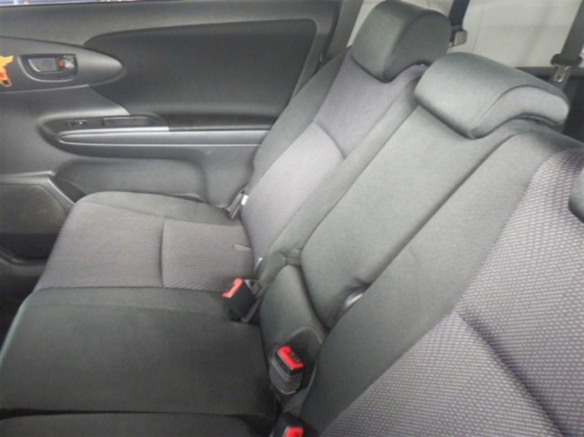 Toyota Wish 1.8 Х 2014