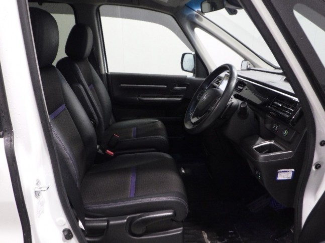 Honda Stepwgn 1.5 Spada Cool Spirit H. Sensing 4WD 2019