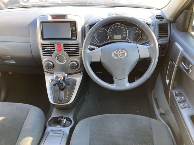 Toyota Rush 1.5 G L Package 4WD 2015