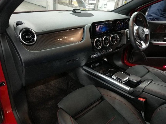 Mercedes-Benz B-Class B 180 AMG Line 2019
