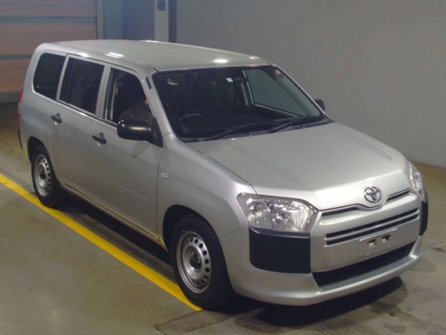 Toyota Succeed 1.5 UL 2020