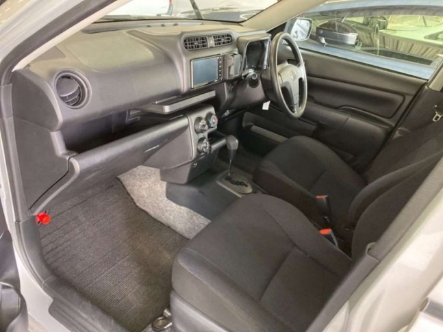 Toyota Succeed 1.5 UL 2020