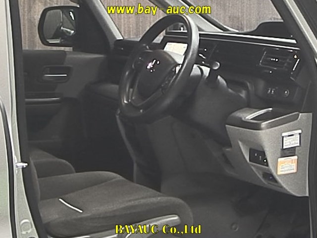 Honda Stepwgn 1.5 G 2015