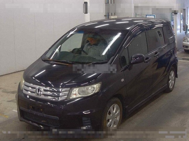 Honda Freed Spike 1.5 G aero 2010