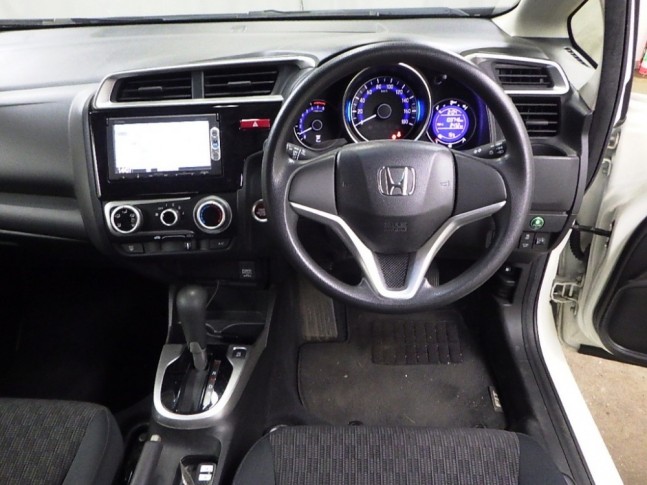 Honda Fit 1.3 13G F Package 2013