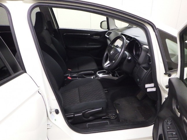 Honda Fit 1.3 13G F Package 2013