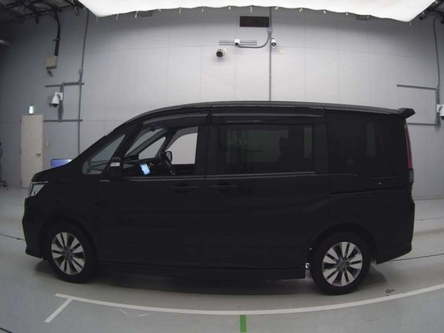 Honda Stepwgn 1.5 Spada Honda Sensing 7 seater 4WD 2017