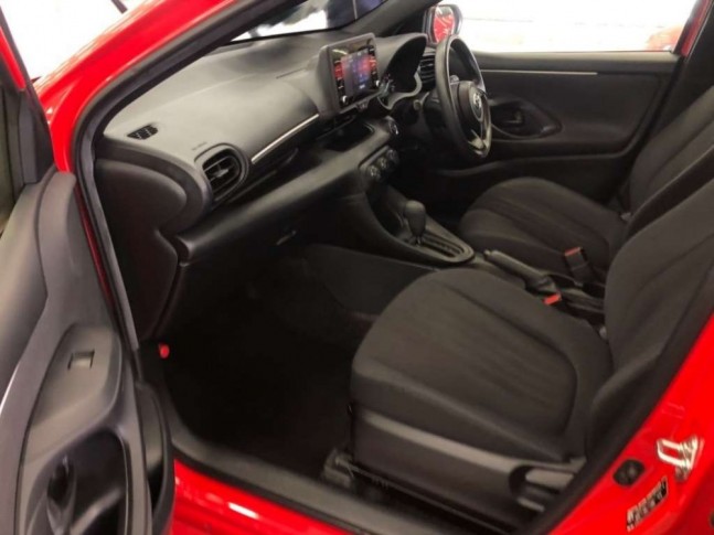Toyota Yaris 1.0 X 2020