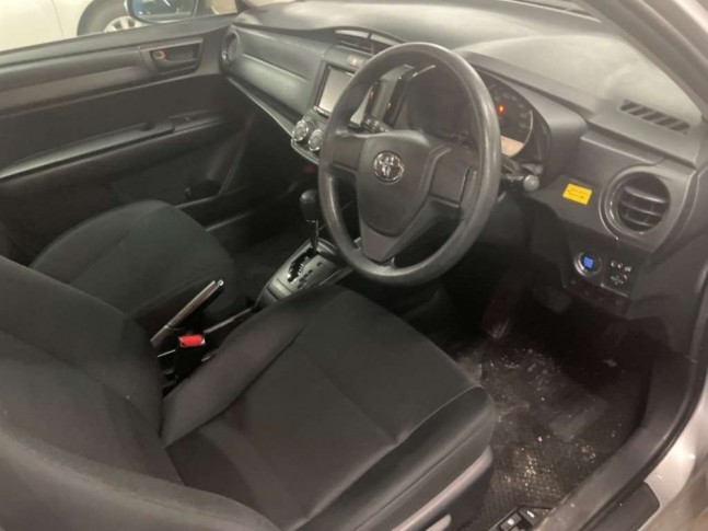 Toyota Corolla Axio 1.5 EX 4WD 2021