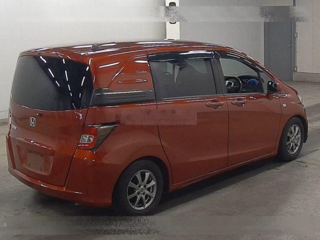 Honda Freed Spike 1.5 G Just Selection 2011