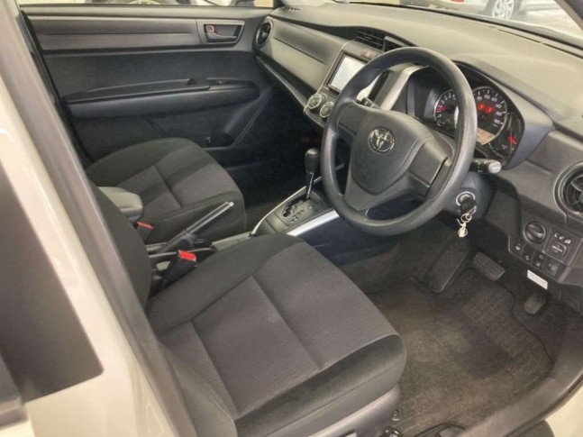 Toyota Corolla Fielder 1.5 X 4WD 2019