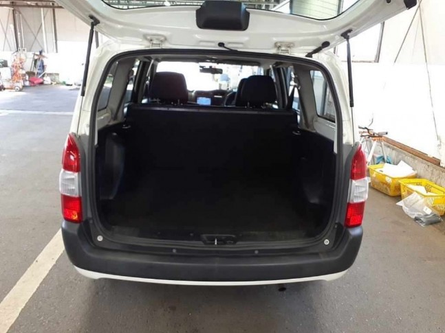 Toyota Probox 1.5 F 4WD 2016