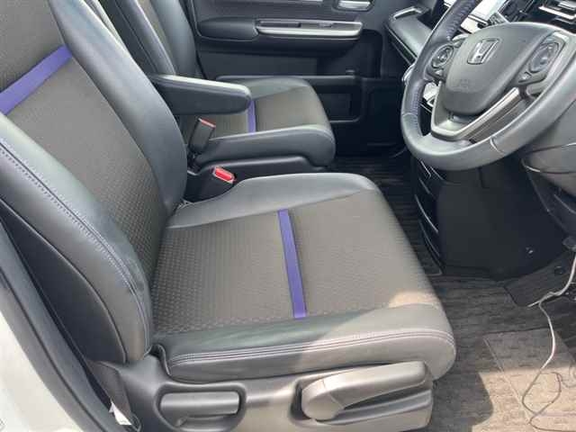 Honda Stepwgn 1.5 Spada Cool Spirit H. Sens 7 Seater 2021