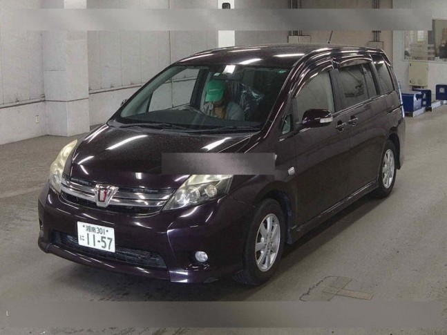Toyota Isis 1.8 Platana 2012