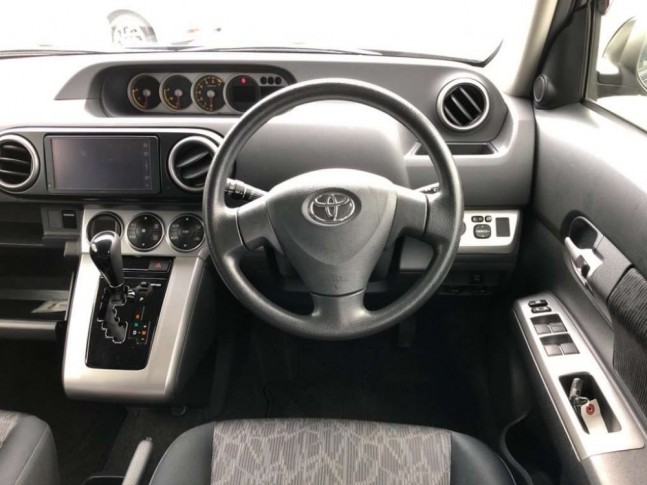 Toyota Corolla Rumion 1.8 S 4WD 2012