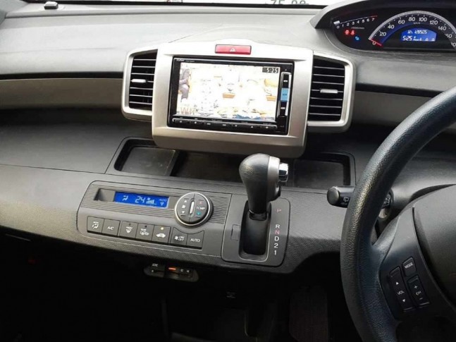 Honda Freed Spike 1.5 G Just Selection 4WD 2015