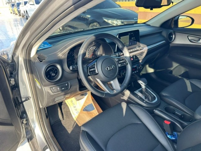 KIA K5 1.6 MPi CVT Standard 2020