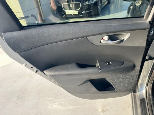 KIA K5 1.6 MPi CVT Standard 2020