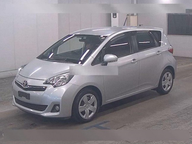 Toyota Ractis 1.5 G 2013