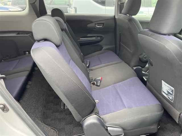 Toyota Wish 1.8 S 4WD 2013