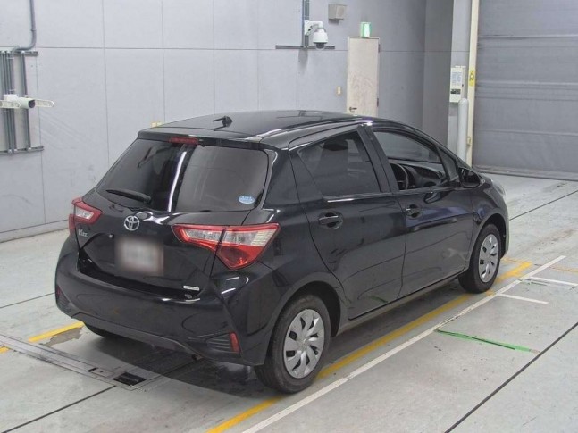 Toyota Vitz 1.0 F 2018
