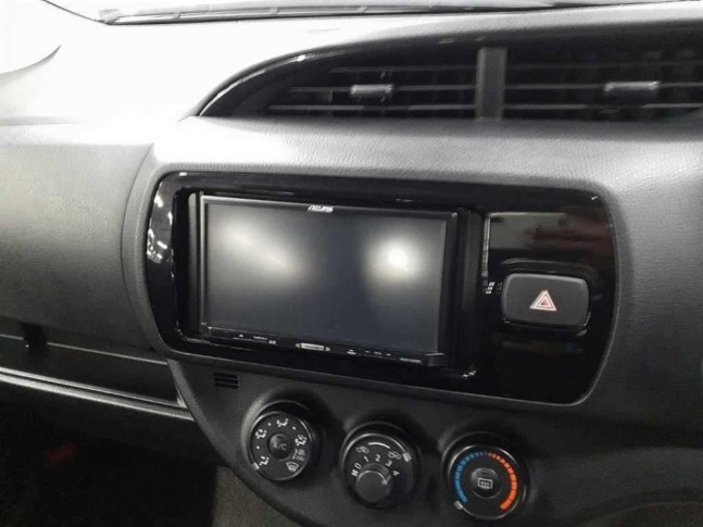 Toyota Vitz 1.0 F 2018