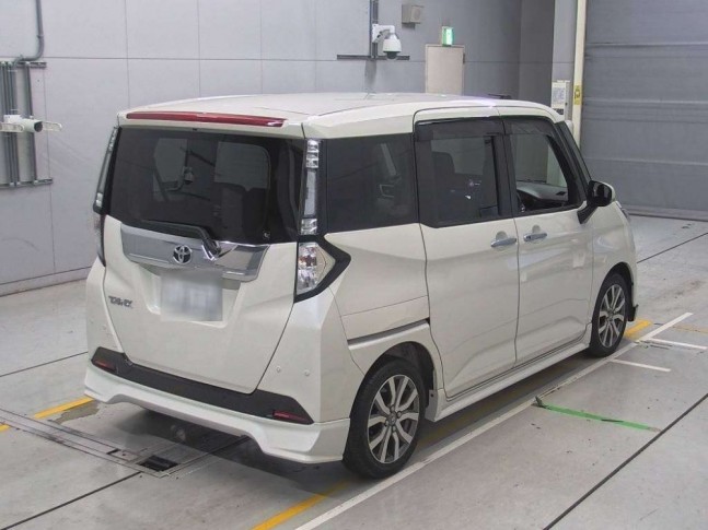Toyota Tank 1.0 Custom G-T 2020