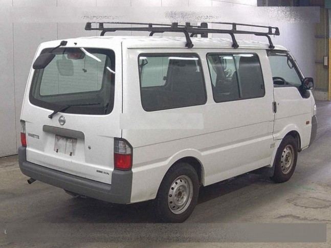 Nissan Vanette 1.8 DX (4 door) 4WD 2014