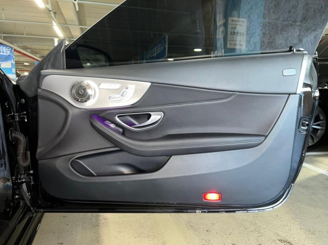 Mercedes-Benz C-Class C200 Cabriolet 2021