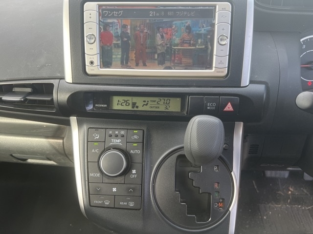 Toyota Wish 1.8 X 2010