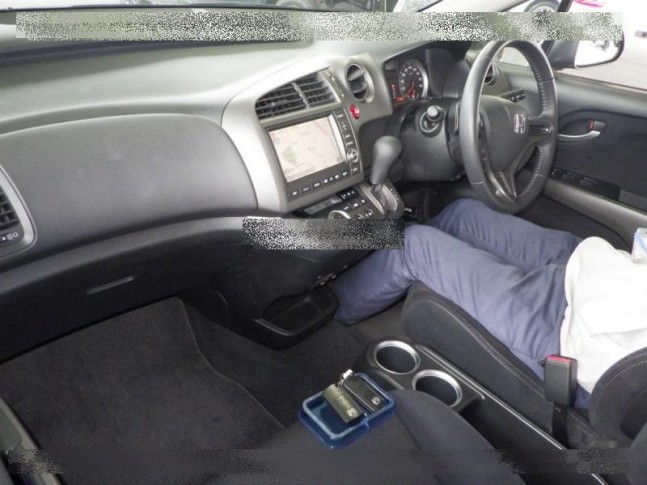 Honda Stream 1.8 RSZ HDD NAVI edition 2009